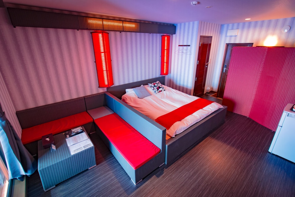 ダブルルーム　露天風呂付　シービュー　1階 客室1 | XYZ Private spa and Seaside Resort