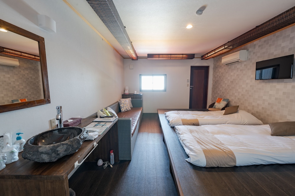 和室　角部屋　露天風呂付　シービュー　上層階 客室5 | XYZ Private spa and Seaside Resort