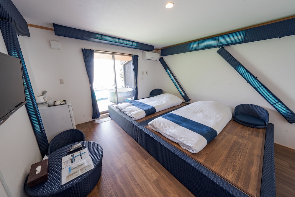 和室　スタンダードルーム　露天風呂付　シービュー　1階 客室1 | XYZ Private spa and Seaside Resort