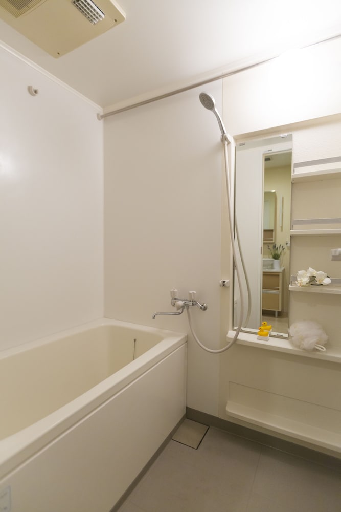 プレミアムスイート バスルーム1 | The Metropolitan