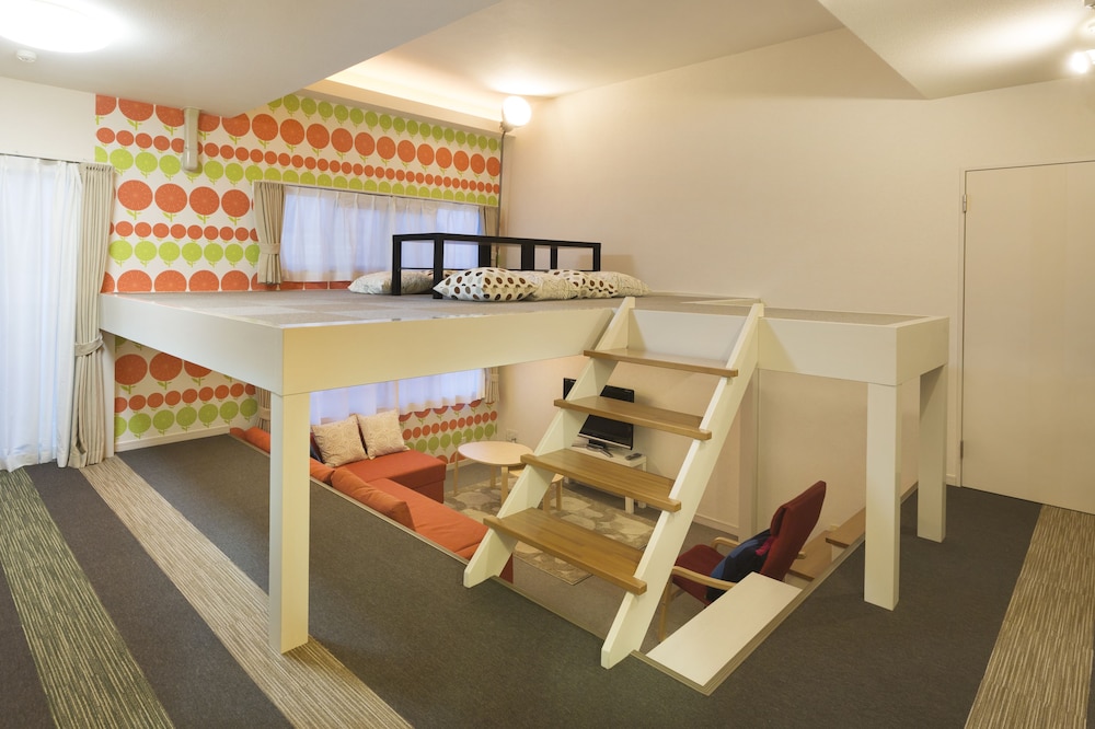 プレミアムスイート リビング エリア5 | The Metropolitan