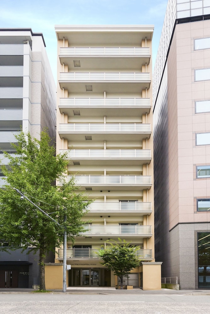 プレミアムスイート 施設の正面0 | The Metropolitan