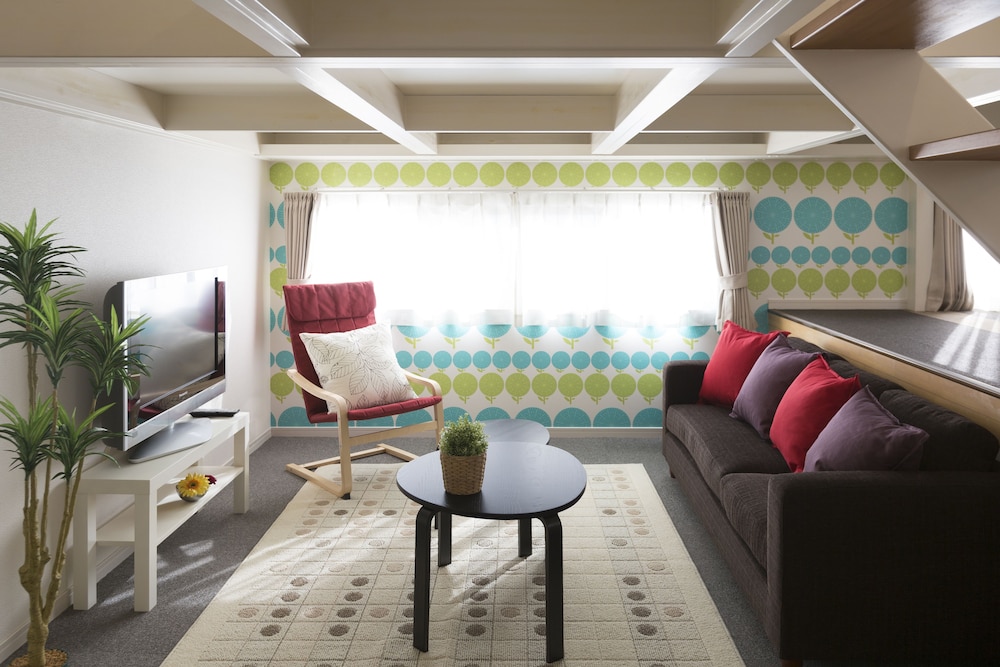 プレミアムスイート リビング エリア2 | The Metropolitan