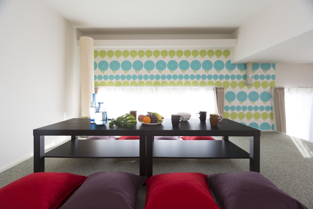 プレミアムスイート リビング エリア4 | The Metropolitan