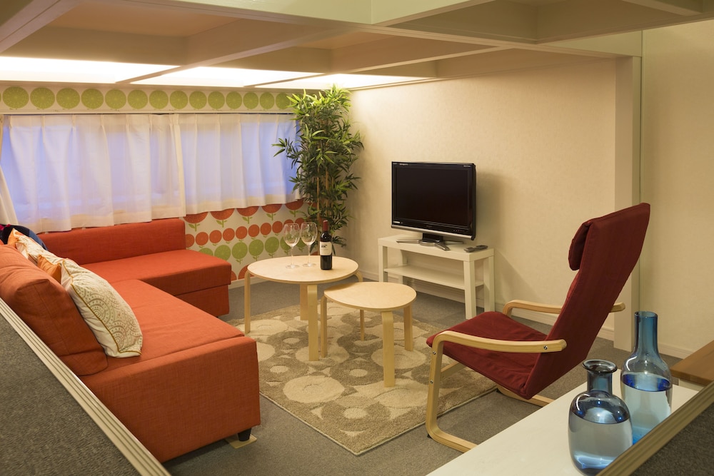 プレミアムスイート リビング エリア6 | The Metropolitan