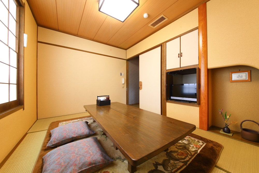 客室1 | 黒川温泉 やまびこ旅館