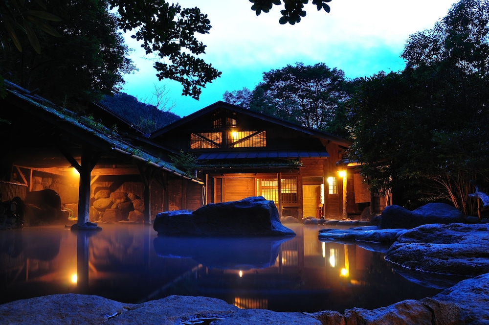 メインイメージ | 黒川温泉 やまびこ旅館