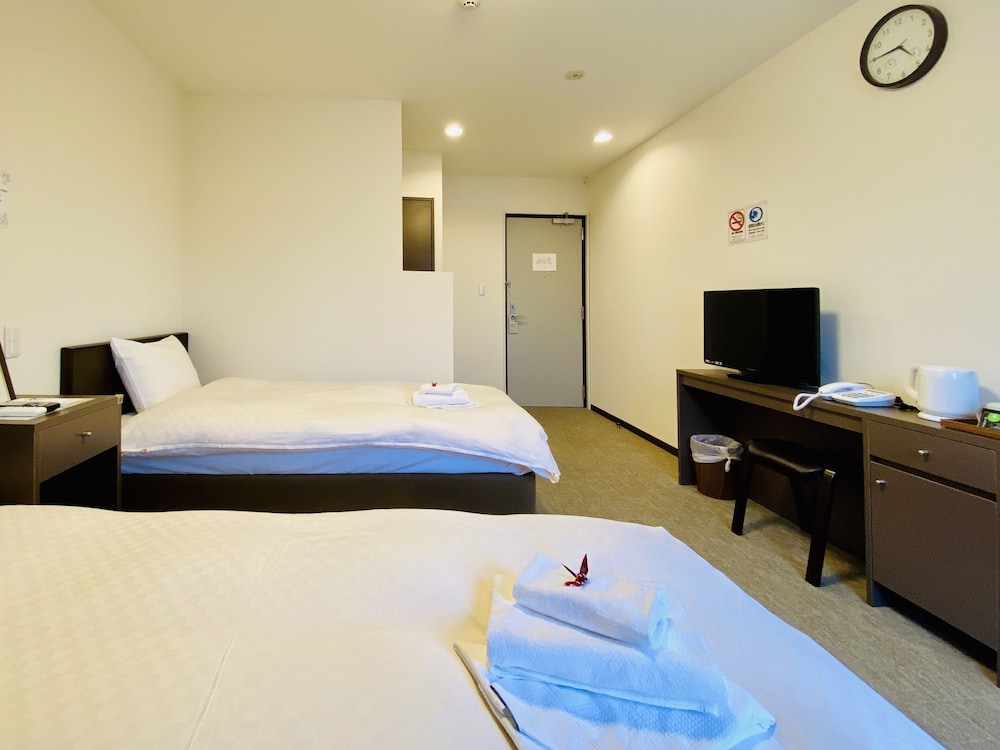 ツインルーム　B 客室3 | オオキニホテルなんば