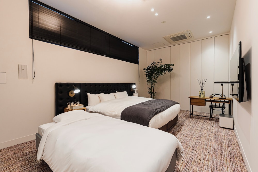 ペントハウス 禁煙 (145平米/ベッドサイズ210x195cm) 客室10 | H HOTEL