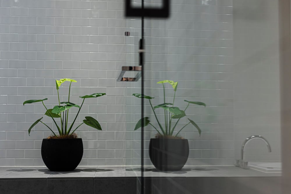 ペントハウス 禁煙 (145平米/ベッドサイズ210x195cm) バスルーム1 | H HOTEL