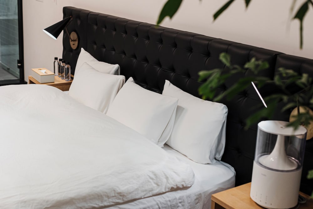 ペントハウス 禁煙 (145平米/ベッドサイズ210x195cm) 客室9 | H HOTEL