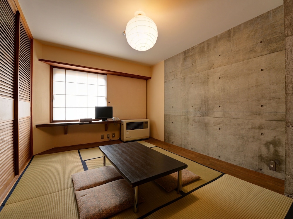 禁煙　メイン棟・和室A（バスなし・トイレ付） 客室1 | the Kinta Naeba
