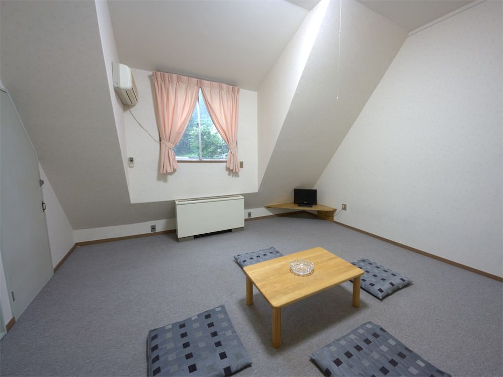 客室1 | アルミュール