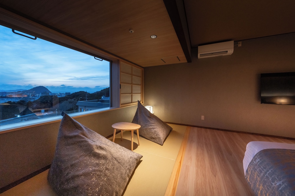 スーペリア ツインルーム 禁煙 客室1 | 萩本陣