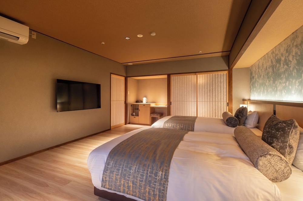 スーペリア ツインルーム 禁煙 客室2 | 萩本陣