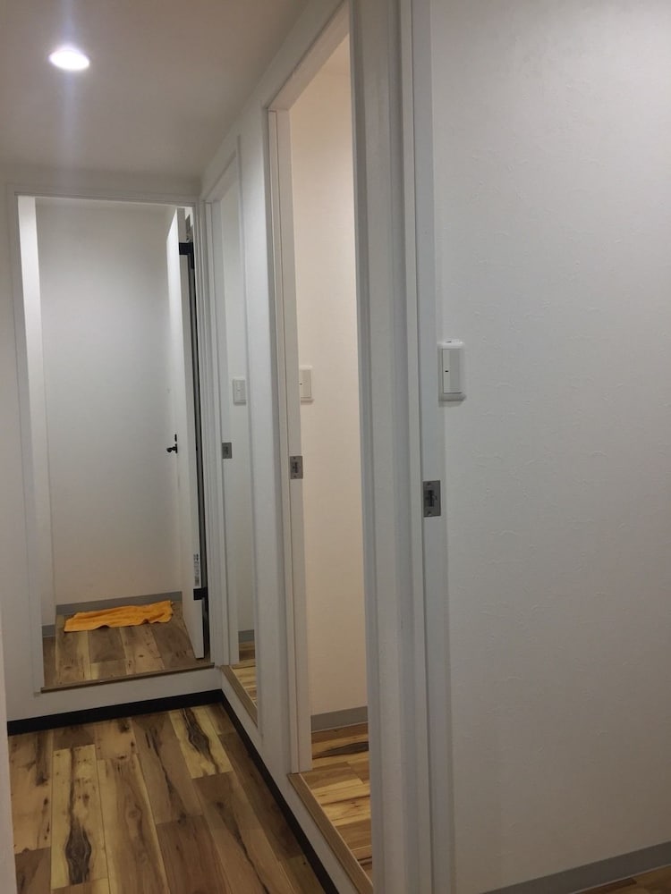 ダブルルーム 共用バス&トイレ バスルーム0 | Tokyo Guest House Ouji Music Lounge