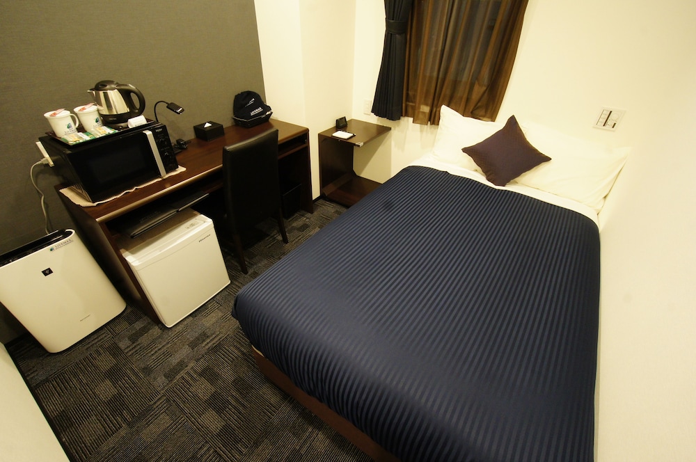 セミダブル 禁煙ルーム 客室3 | ホテルリブマックス名古屋栄EAST