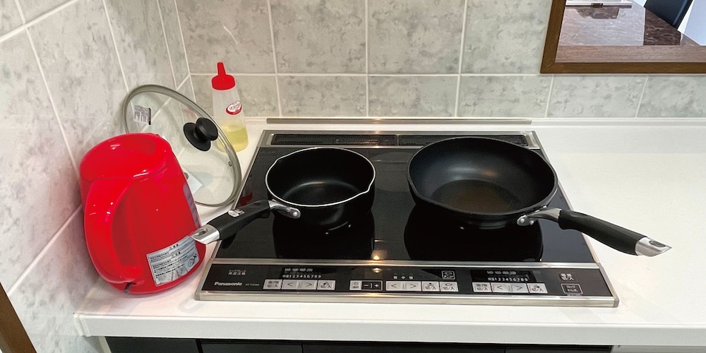 スタンダード 4 人部屋 キッチン 専用キッチン1 | グラティスおもろまち