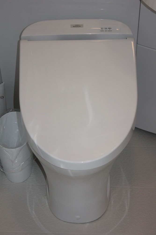 セミダブルルーム - 飲み放題1時間 (15:00~20:00の間に限る) バスルーム1 | ホテルイルフィオーレ葛西