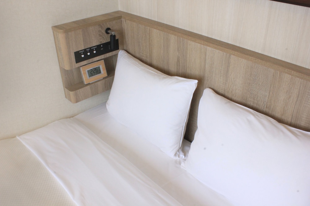 セミダブルルーム - 飲み放題1時間 (15:00~20:00の間に限る) 客室2 | ホテルイルフィオーレ葛西