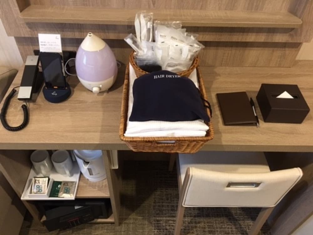 (季節限定イベントルーム) セミダブルルーム 客室の設備とサービス1 | ホテルイルフィオーレ葛西