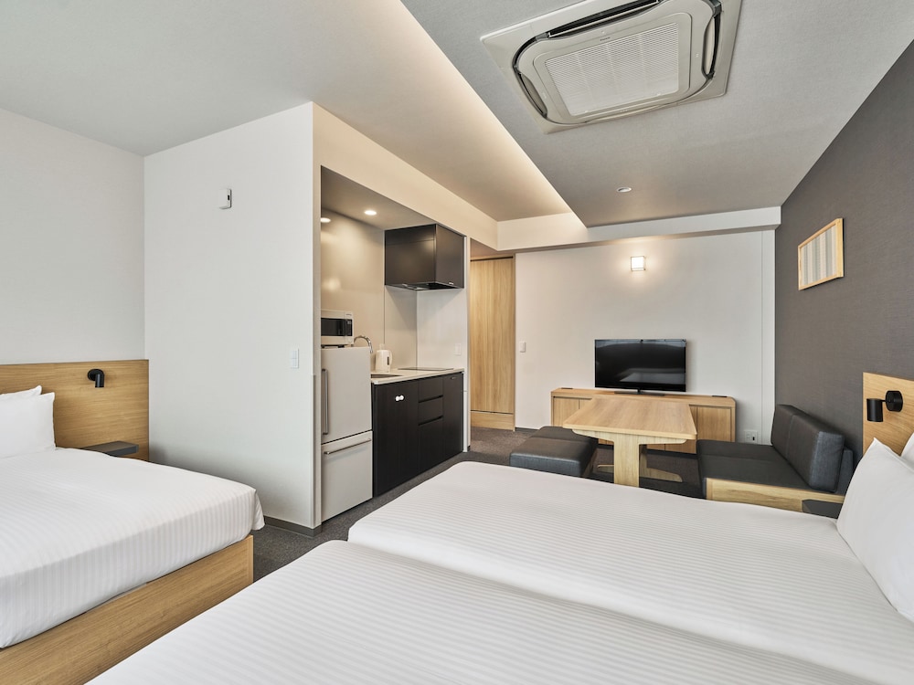 アパートメント (4 Single-Beds) 客室1 | MIMARU東京 上野NORTH