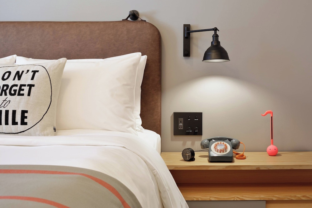 ルーム シングルベッド 2 台 客室3 | モクシー東京錦糸町