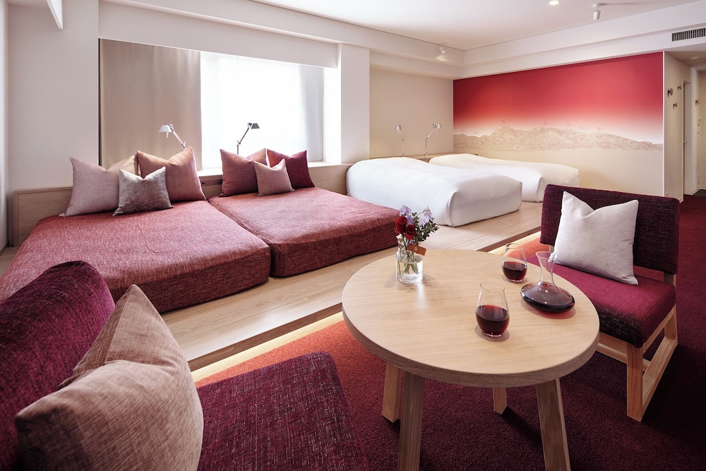 デラックス 4 人部屋 | 星野リゾート リゾナーレ八ヶ岳