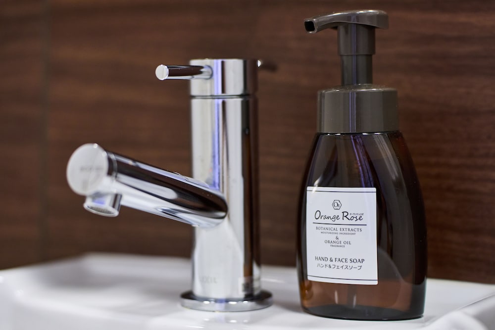 スタンダード ダブルルーム 禁煙 バスルーム2 | ホテルWBFなんば元町