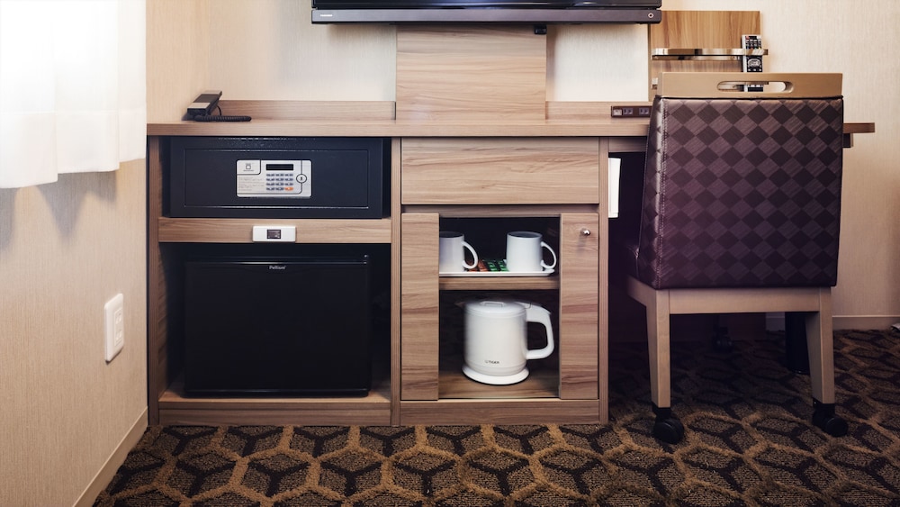 スタンダード ダブルルーム 禁煙 客室の設備とサービス1 | ホテルWBFなんば元町