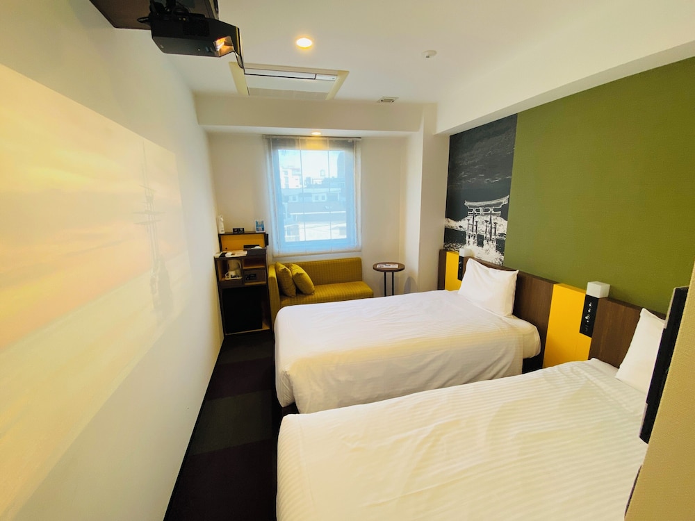 シアタールーム ツイン 禁煙 客室2 | 変なホテル東京 羽田