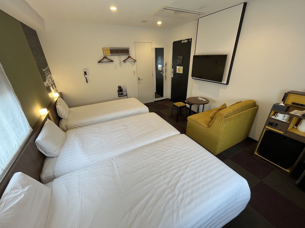 LGスタイラールーム トリプル 禁煙 客室1 | 変なホテル東京 羽田