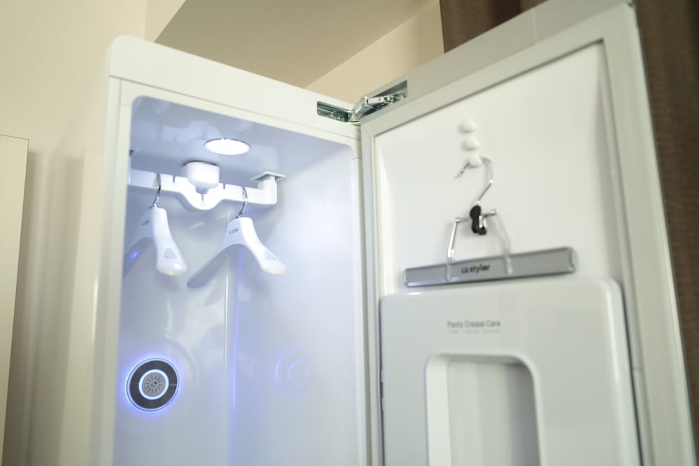 LGスタイラールーム セミダブル 禁煙 客室の設備とサービス0 | 変なホテル東京 羽田