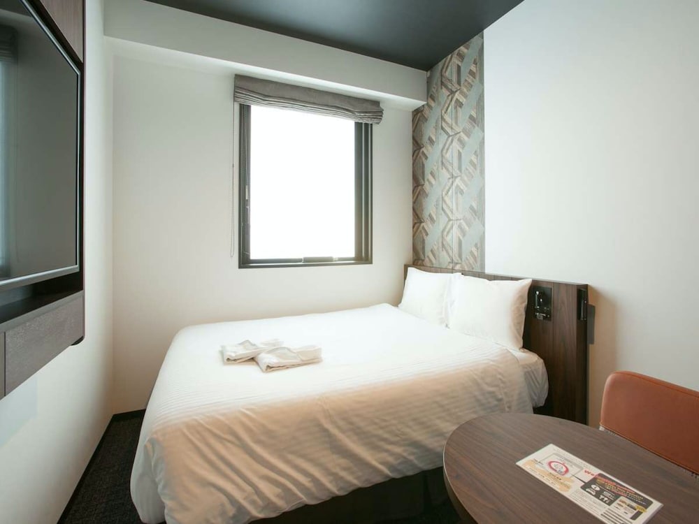 エコノミー ダブルルーム 禁煙 (LG Styler Room, Semi-Double) | 変なホテル東京 赤坂