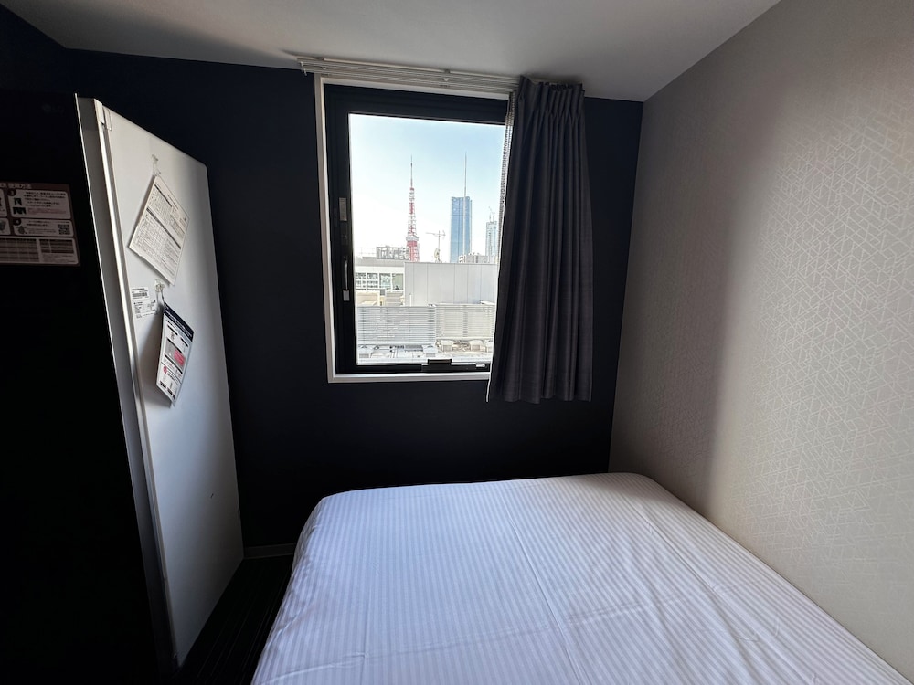 タワービュー セミダブルルーム | 変なホテル東京 浜松町