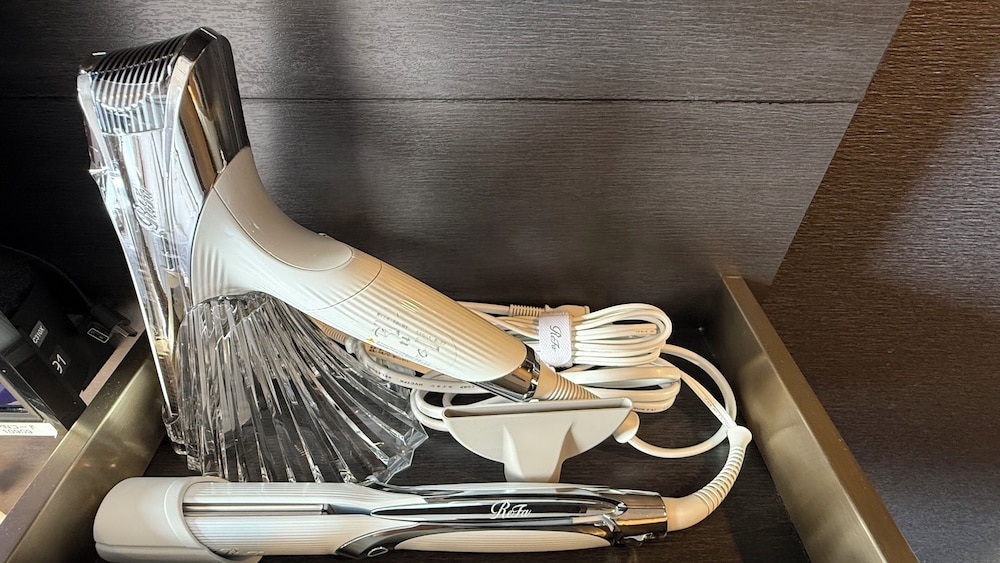 タワービュー セミダブルルーム 客室6 | 変なホテル東京 浜松町