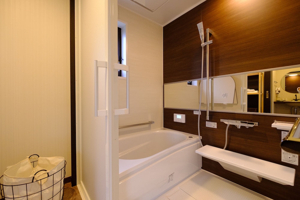 キャビン (ティピー付, 7歳からご宿泊可能) 禁煙 バスルーム0 | Sense of wonder 由布岳山麓グランピングリゾート