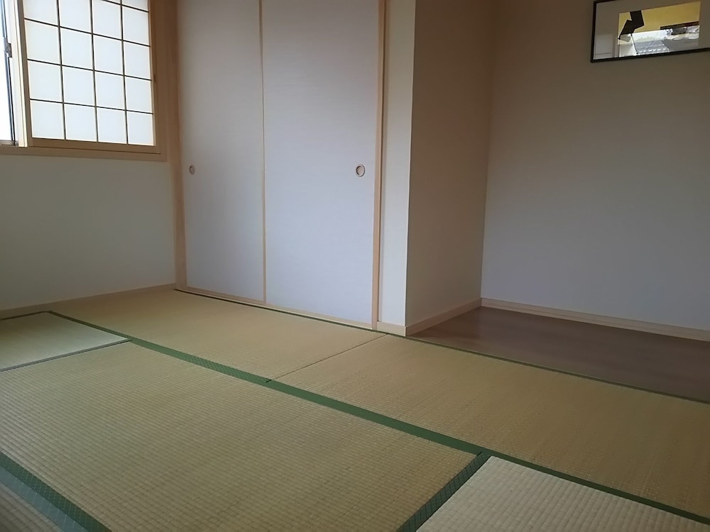 和室 客室5 | ゲストハウス葵 中本