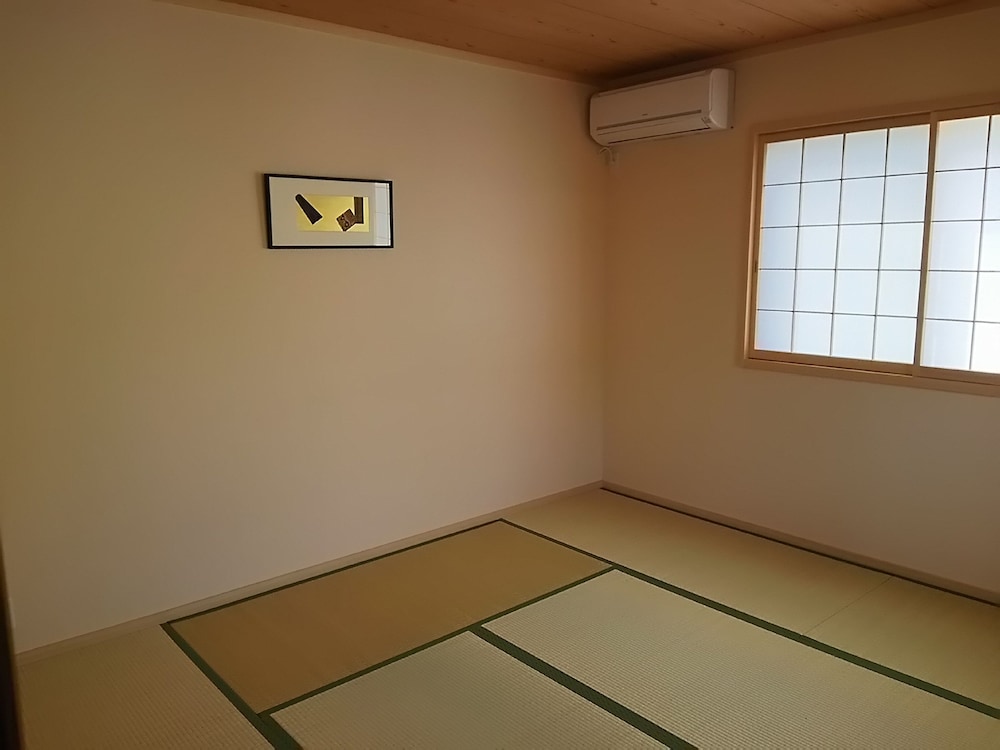 和室 客室4 | ゲストハウス葵 中本