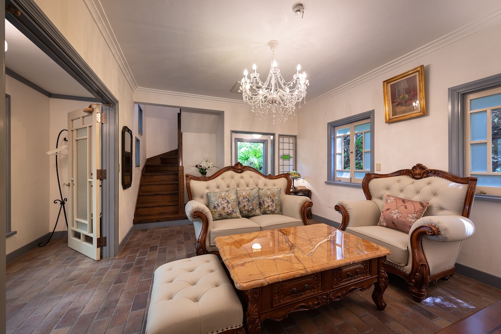 洋館 客室2 | おやど 二本の葦束