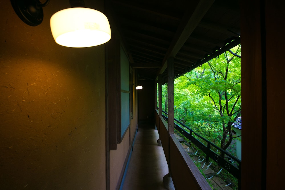 漢 （13歳からご宿泊可能） 客室3 | おやど 二本の葦束