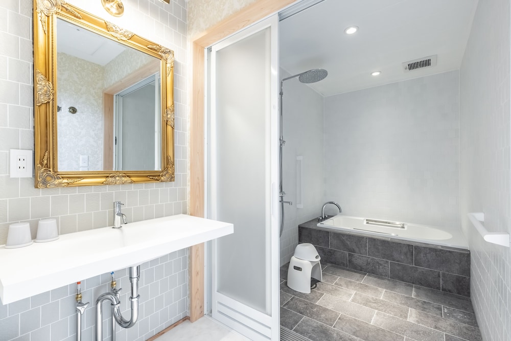 檸檬 バスルーム0 | 日本色 NIHON IRO