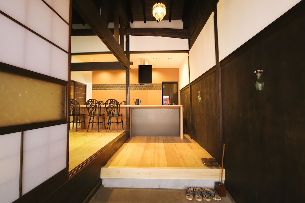 撫子 客室2 | 日本色 NIHON IRO