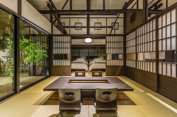 日本色 NIHON IRO