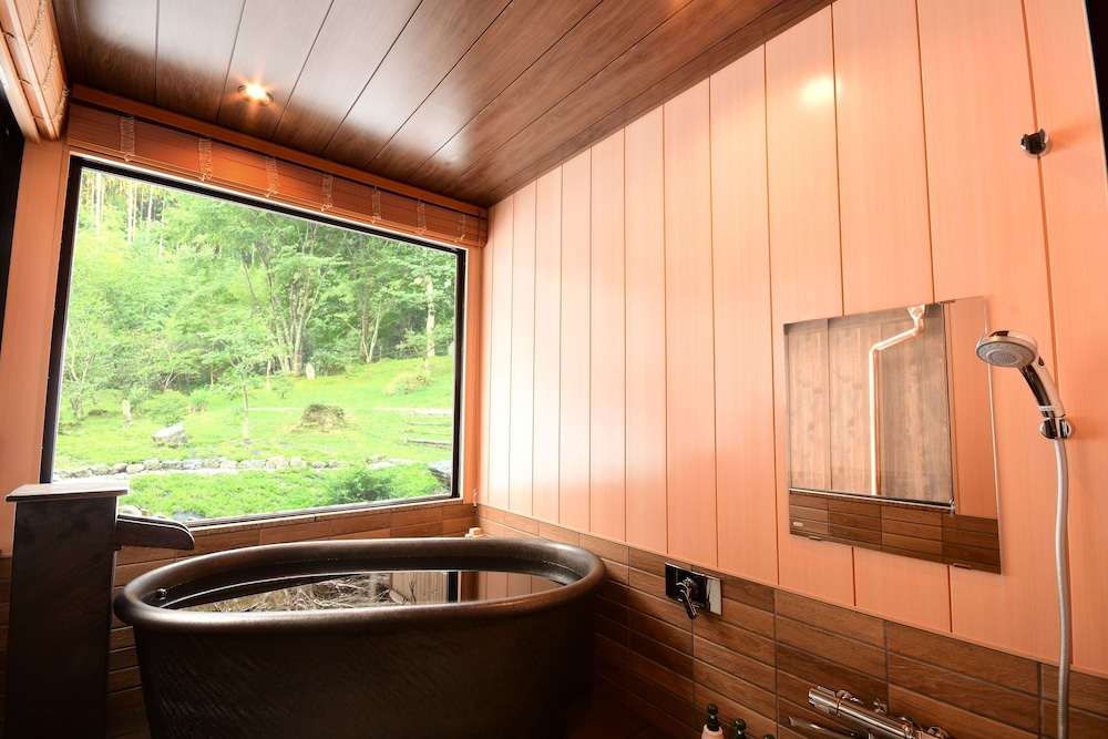 離れ和室 12畳 | 高野山 宿坊 不動院