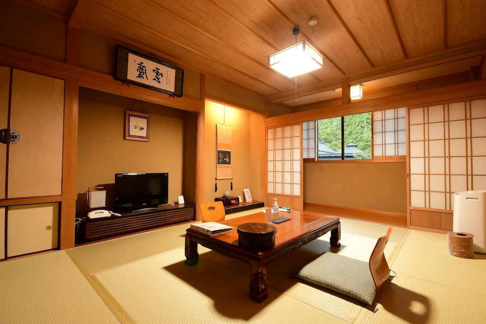 和室 10畳 客室2 | 高野山 宿坊 不動院