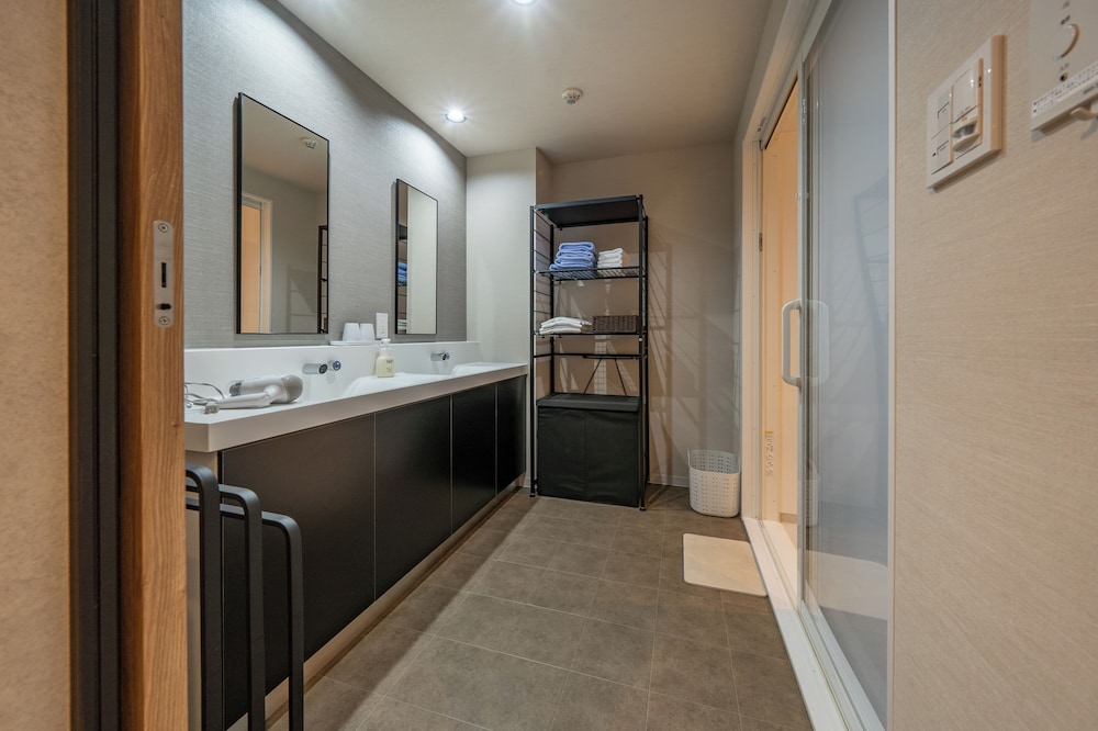 ファミリー スイート 禁煙 バスルーム2 | RELAX HOTEL 高山ステーション