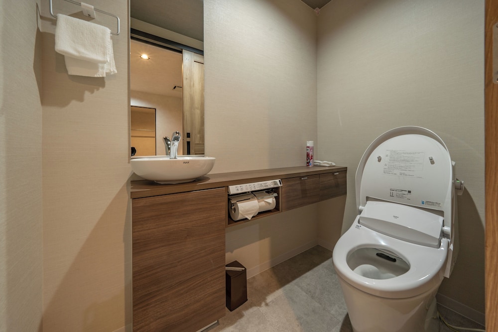 ファミリー スイート 禁煙 バスルーム0 | RELAX HOTEL 高山ステーション