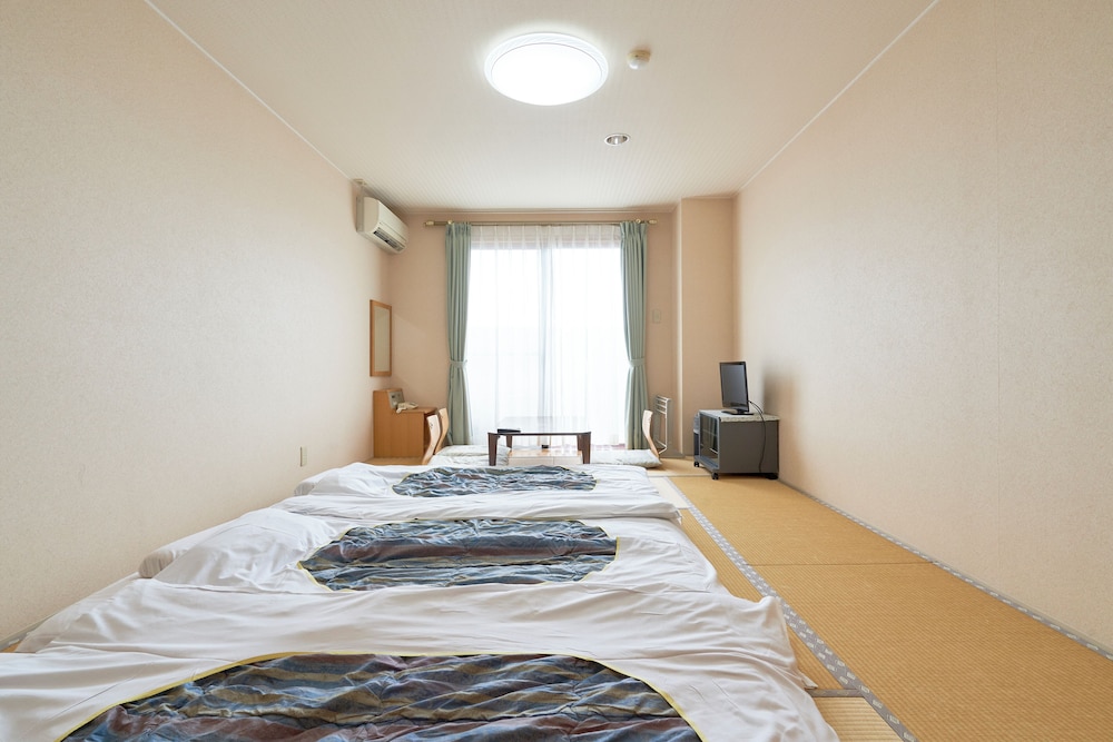 和室10畳|露天つぼ湯付(禁煙) 客室2 | ホテルサンリゾート白浜