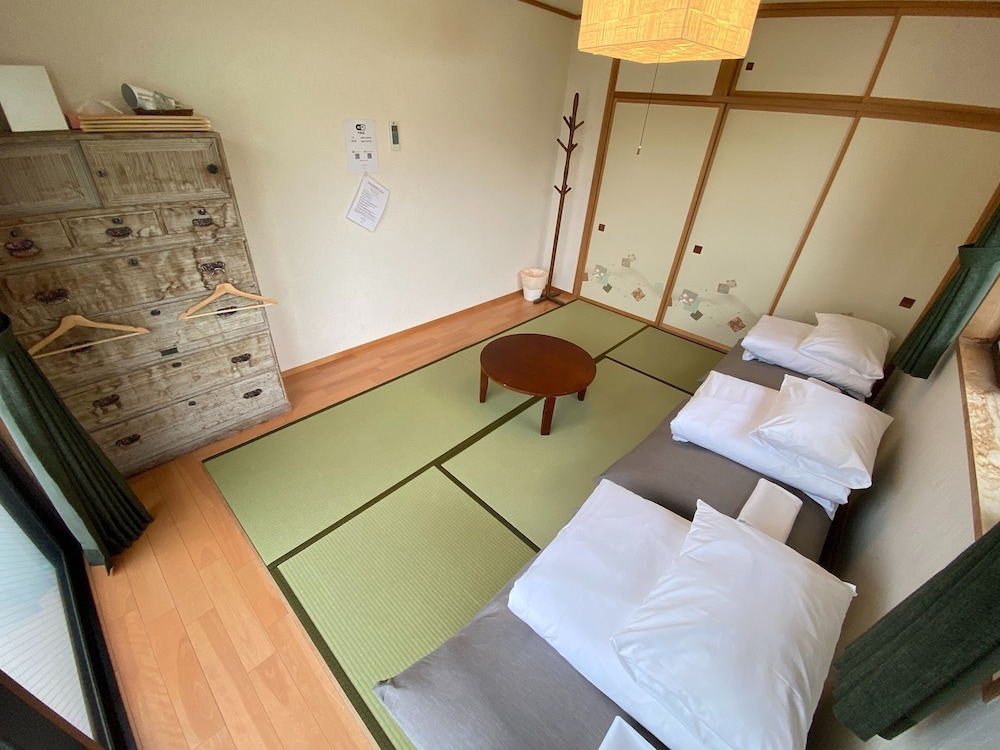 和室３人部屋（布団ルーム） 客室4 | HAKONE guesthouse gaku.
